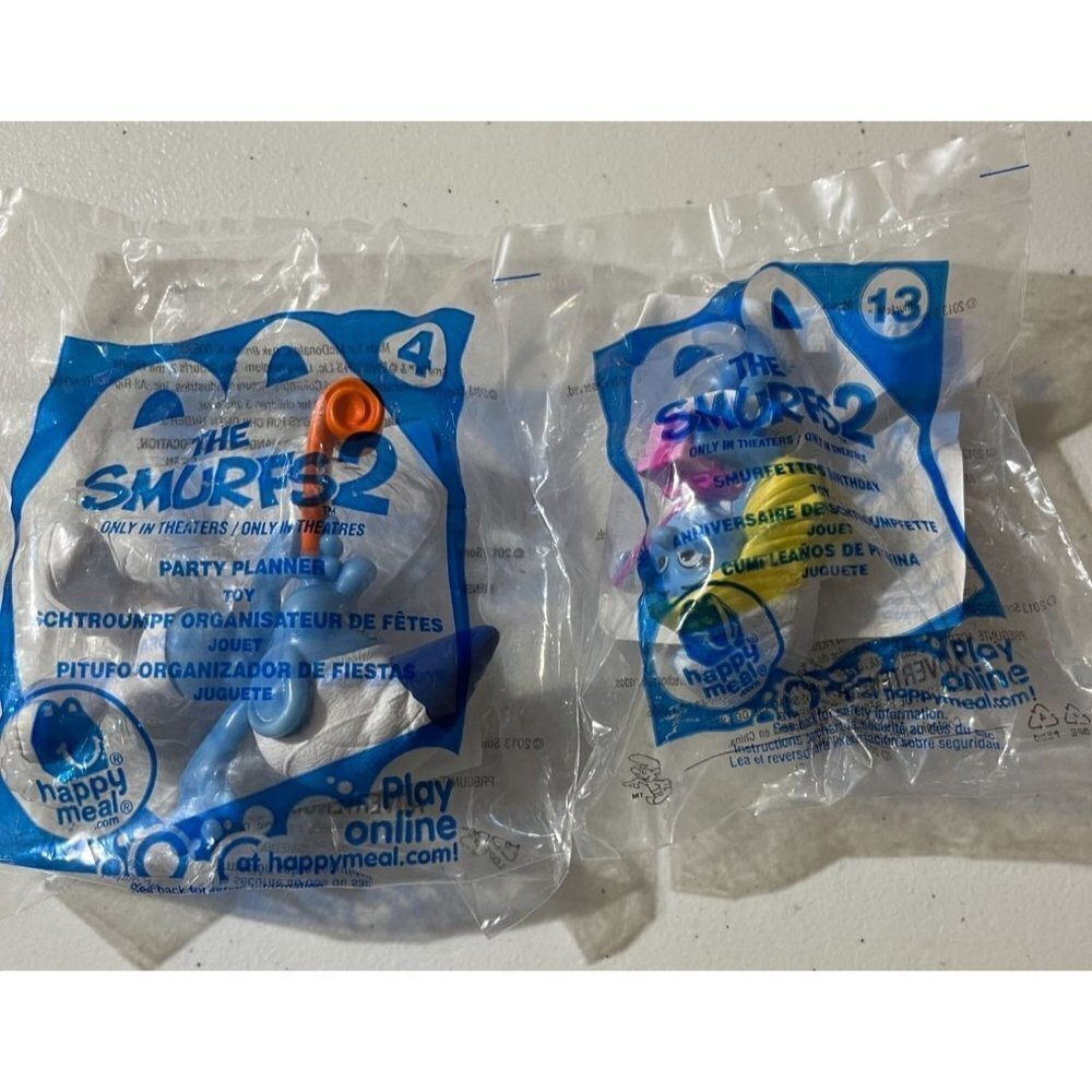 New 2-Unopened 2013 McDonalds Smurf Toys #4 /#13 Happy Meal